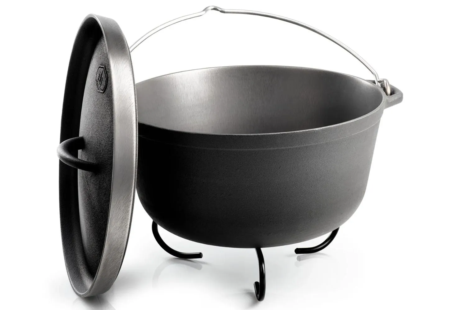 Cast-Iron Dutch Oven | Guidecast by GSI