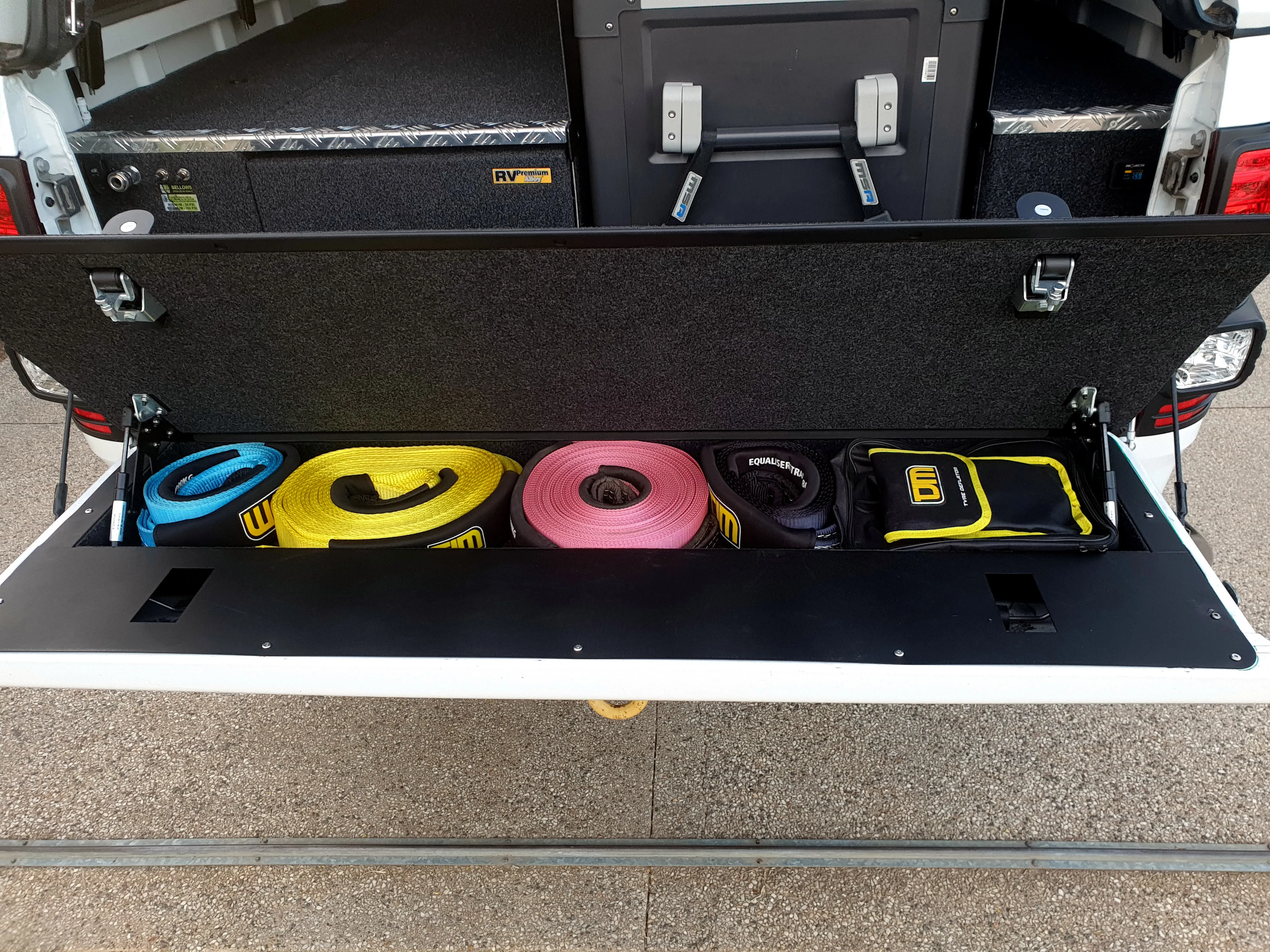 Isuzu Dmax Tailgate Storage