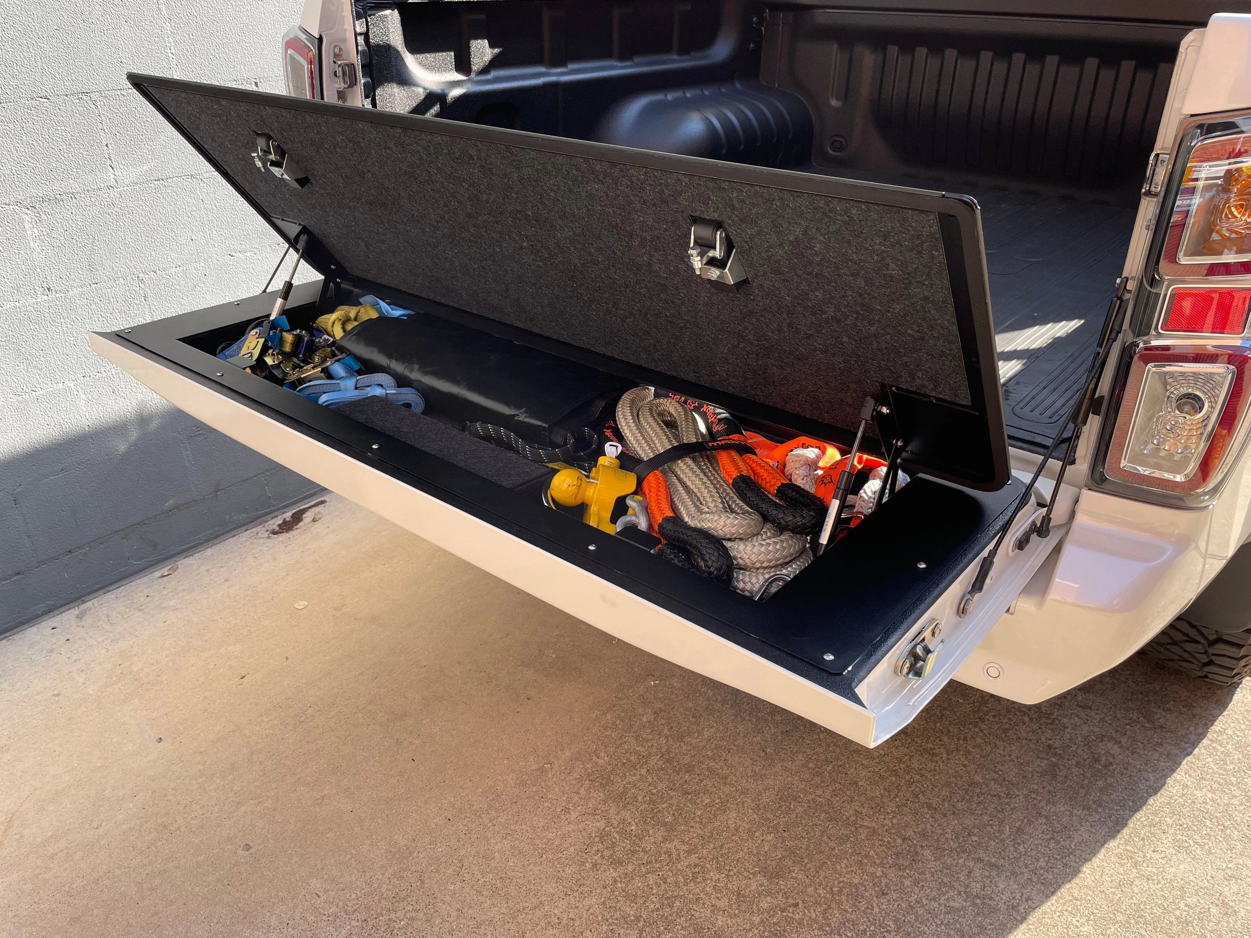 Isuzu Dmax Tailgate Storage