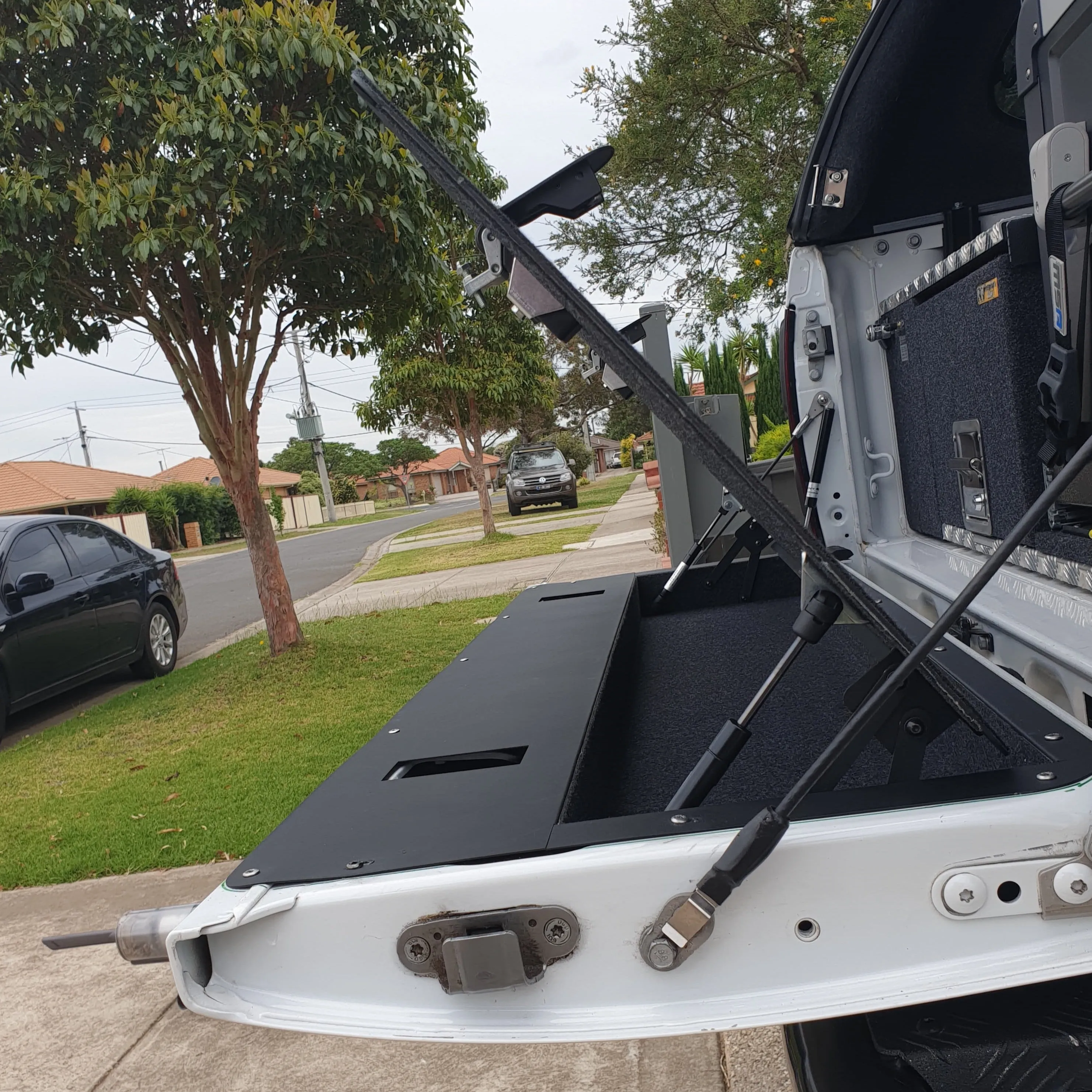 Isuzu Dmax Tailgate Storage