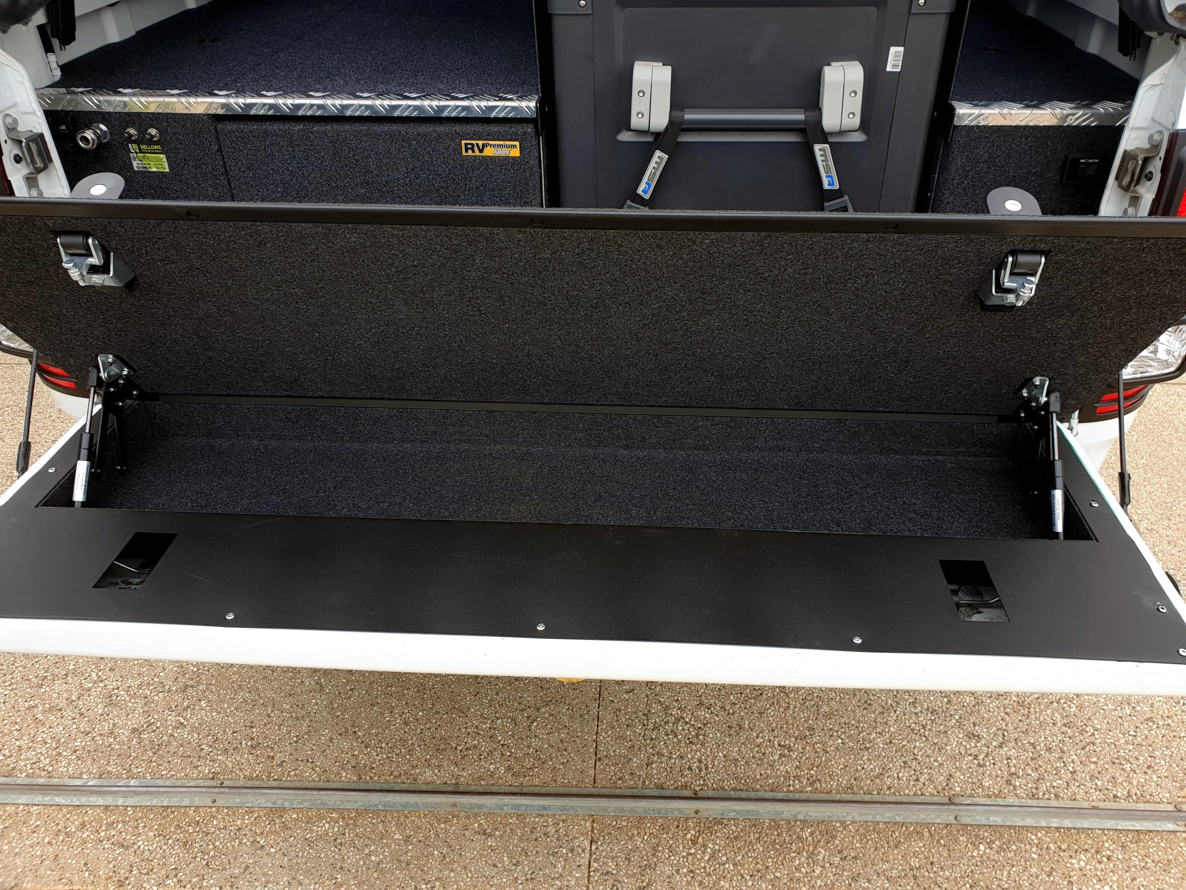 Isuzu Dmax Tailgate Storage