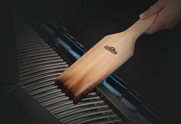 Napoleon Cedar Grip Scraper - 62051